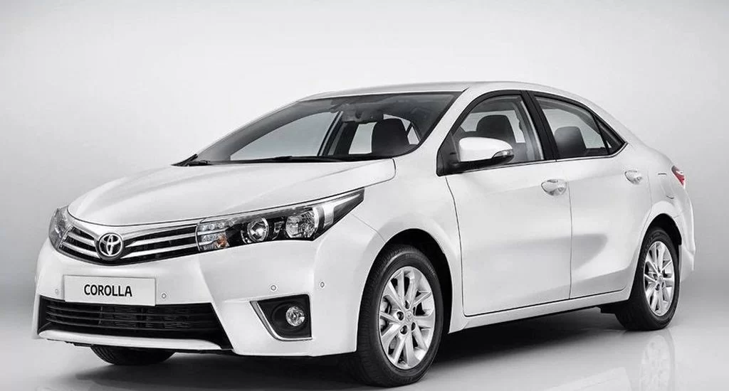 rent a toyota corolla car in Lahore