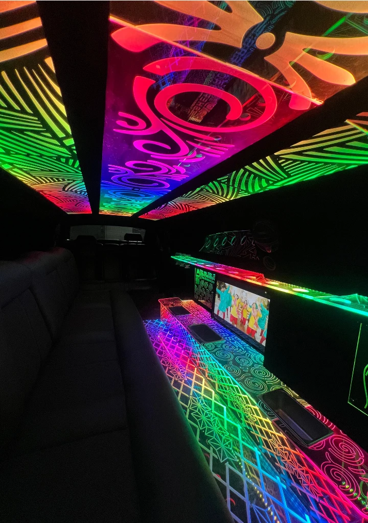 BMW-Limousine-Interior-3