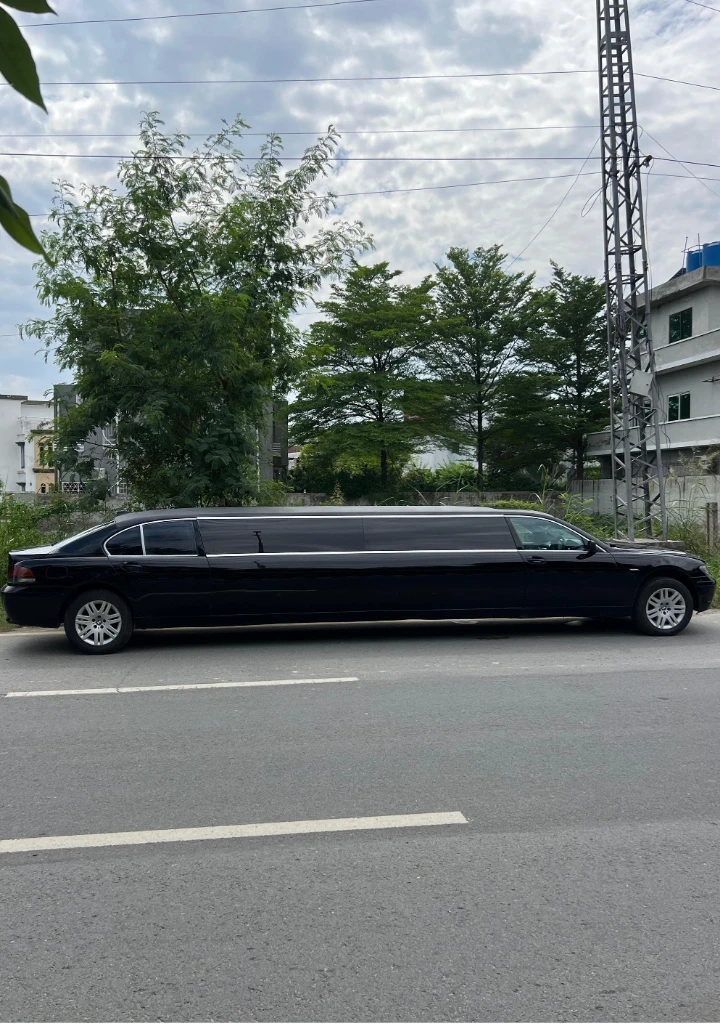 BMW Limousine Exterior